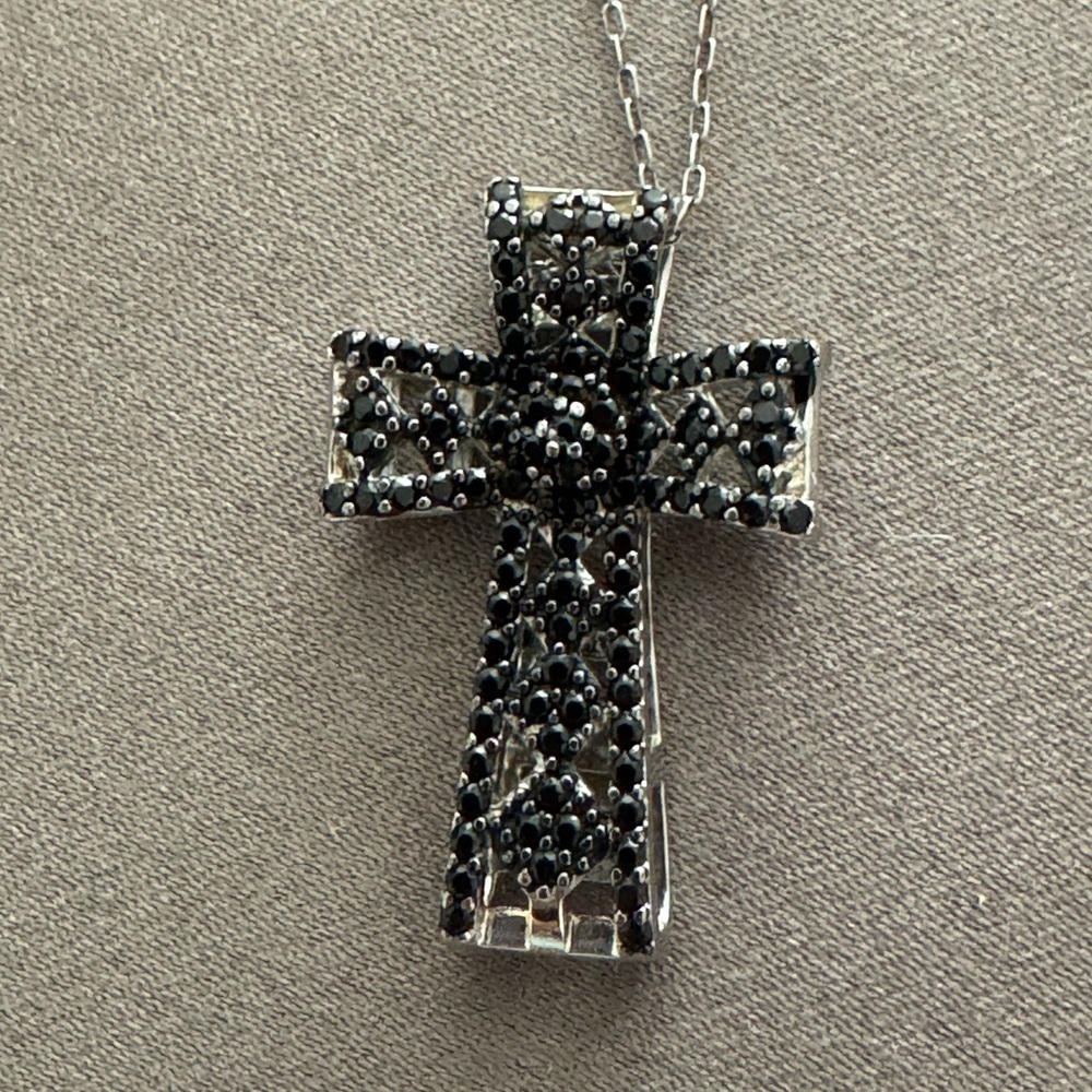 Elegant Black Stone Cross 925 Pendant Necklace